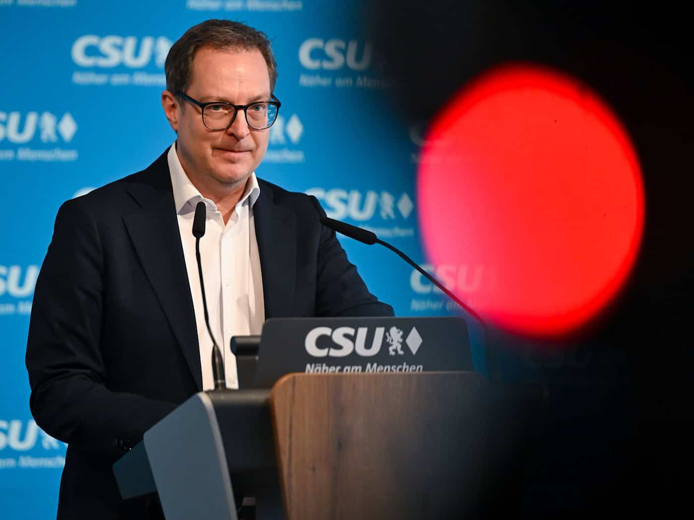 CSU scharf gegen rot‑grün‑rote Sondierungen in Berlin wegen Antisemitismus‑Vorwürfen