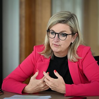 Investitionen im Blick: Ministerin reist nach Japan