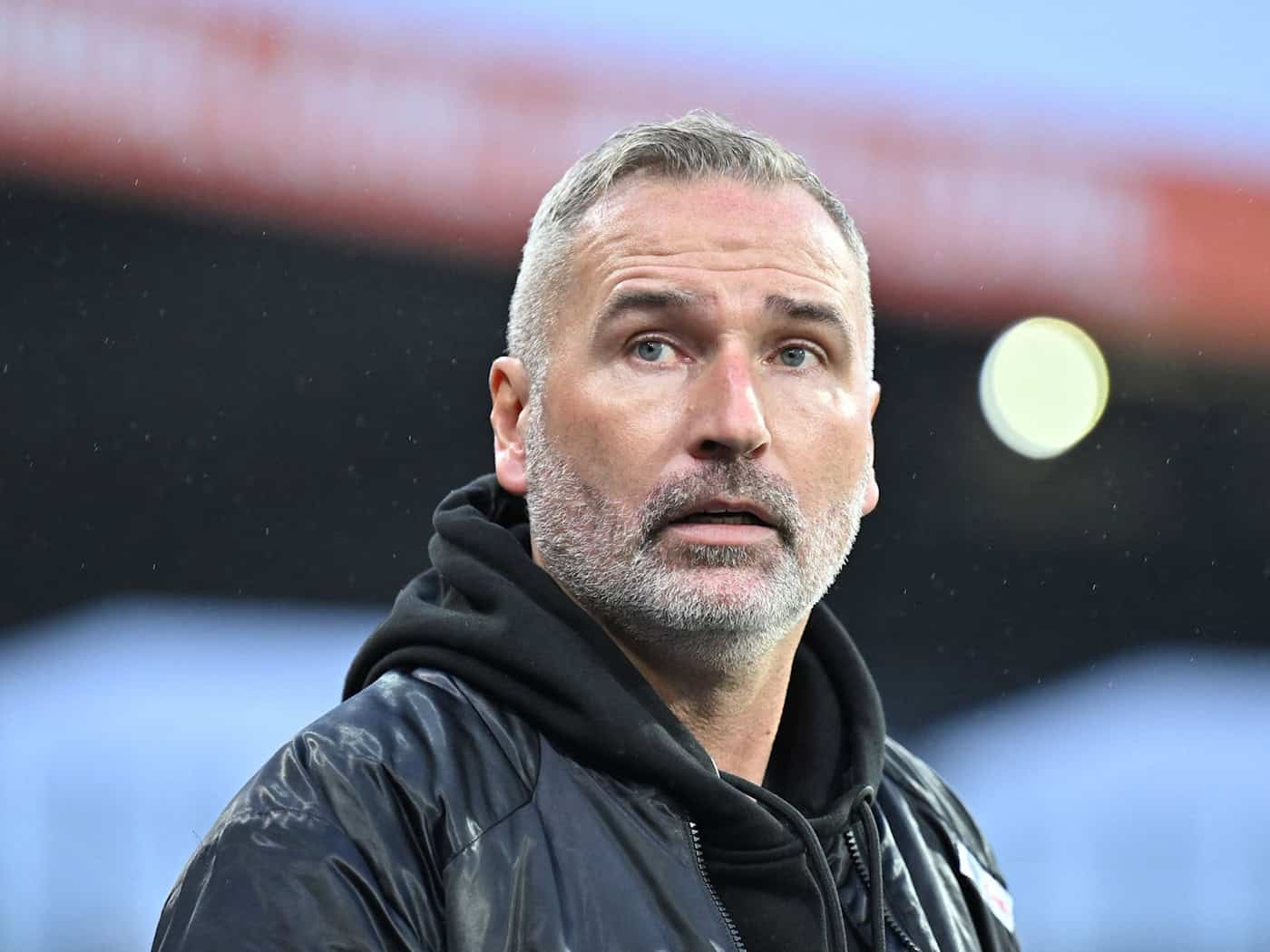 Holstein Kiel hält an Trainer Tim Walter fest - Rebbe fordert Reaktion gegen Hertha BSC