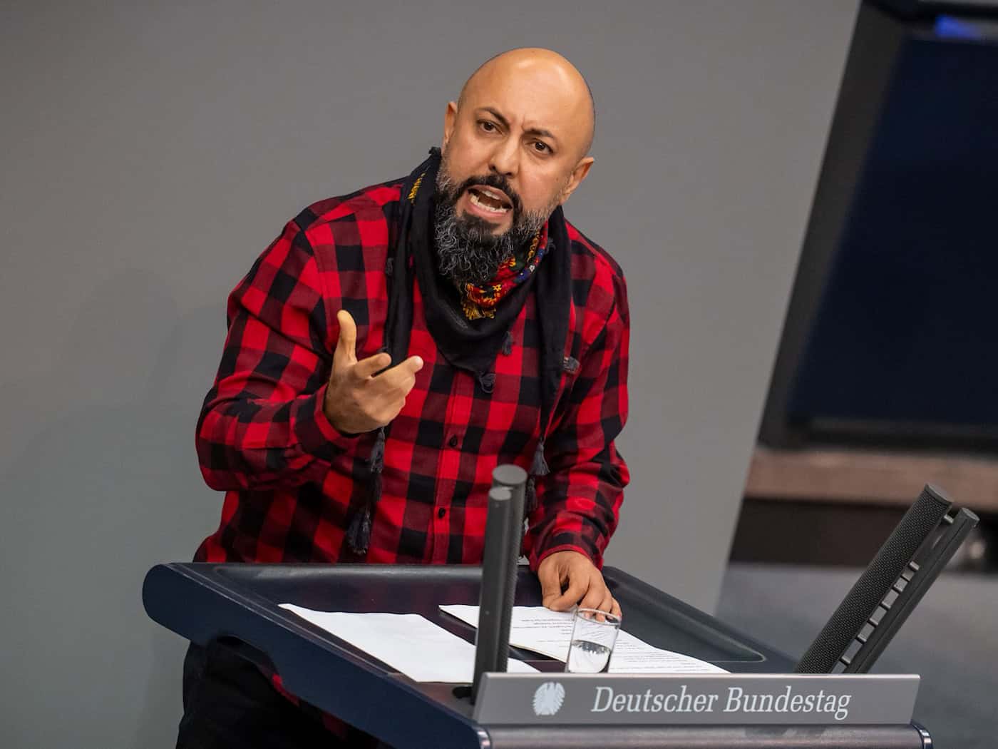 Linke prüft Rolle von Ferat Koçak (Neukölln) nach Clan-Kontakten