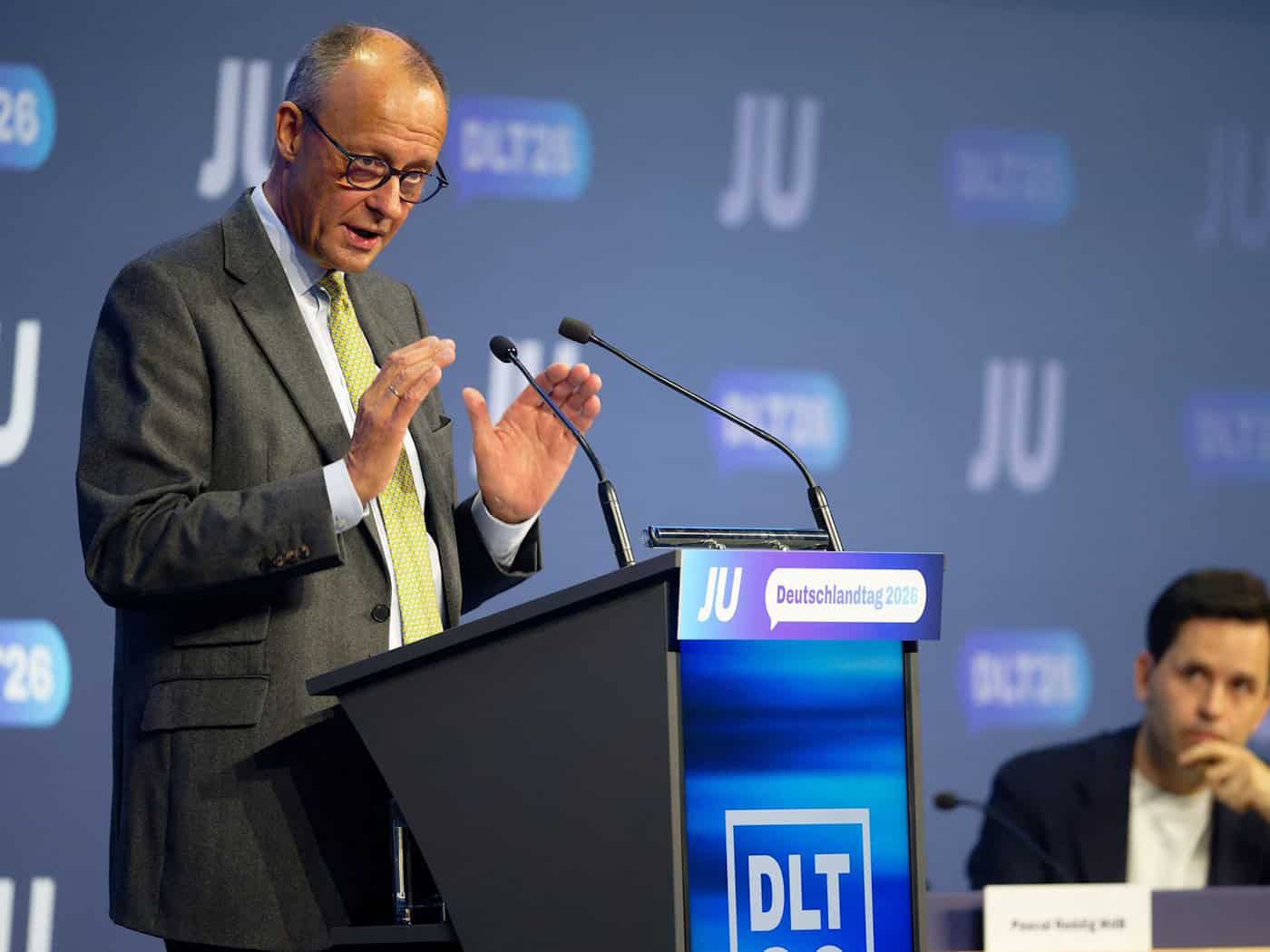 Merz warnt SPD und Grüne vor Gesprächen mit der Linken