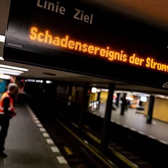 Nach Brand am Wittenbergplatz: U1 fährt ab Montag normal