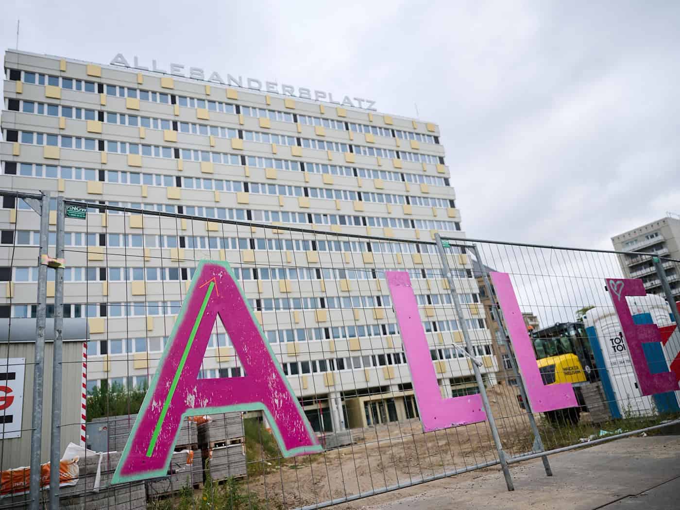 Sondierungen in Berlin: Linke, Grüne und SPD ringen um Mieten, Sicherheit und Haushalt