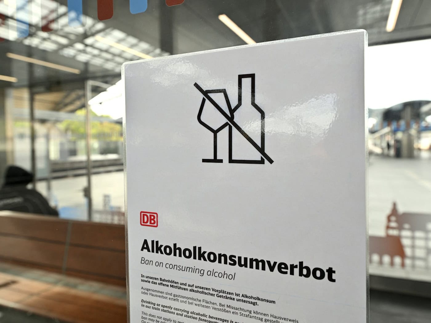 Nach Alkoholverbot: Deutsche Bahn erwischt rund 5.000 Menschen an Bahnhöfen