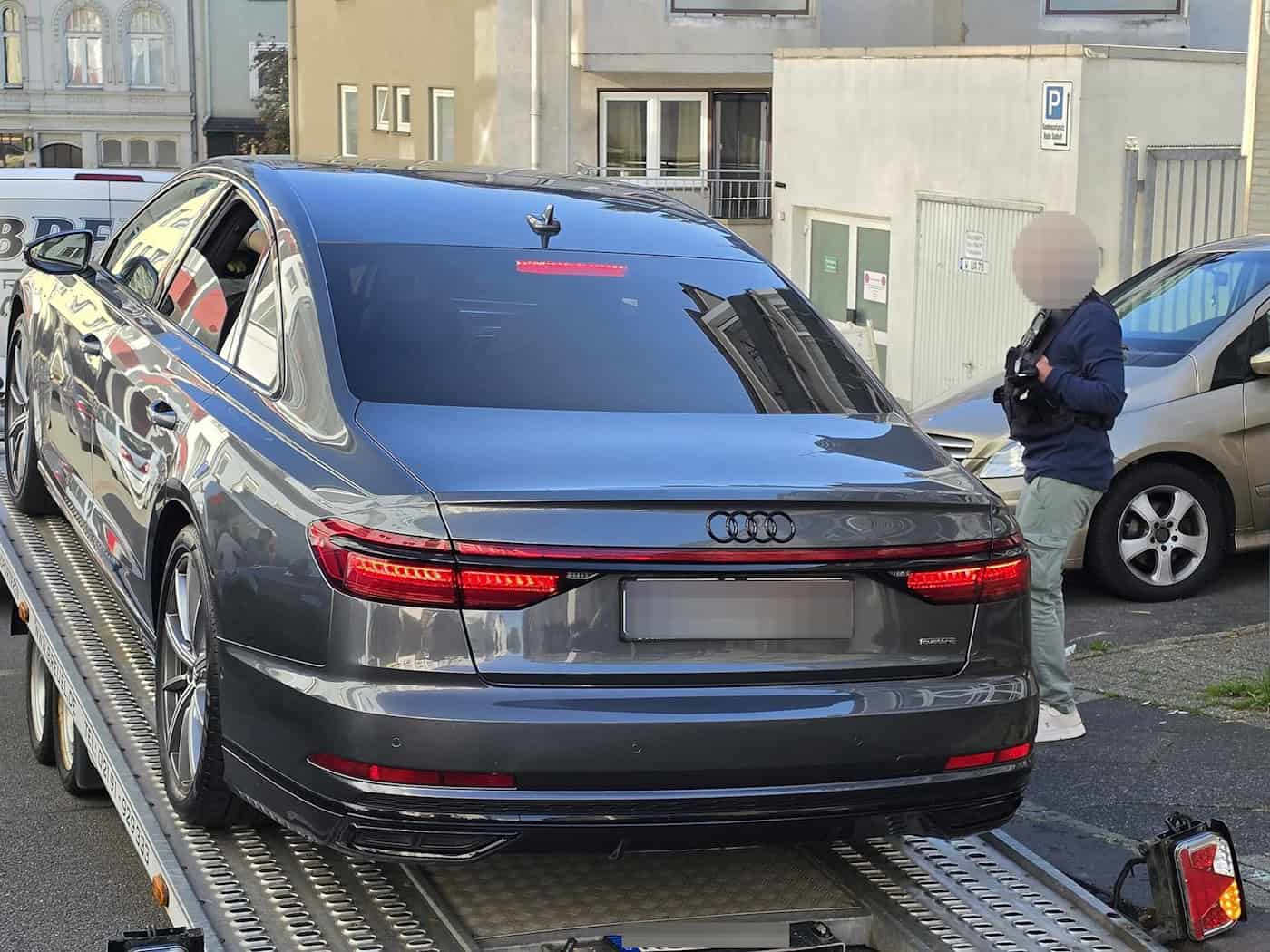 Schlag gegen Goldschmuggler - Durchsuchungen bei Juwelieren