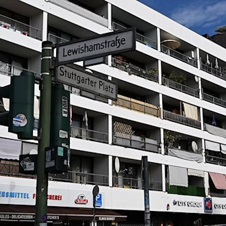 Explosion, Schüsse - Wachsende Gefahr für Unbeteiligte