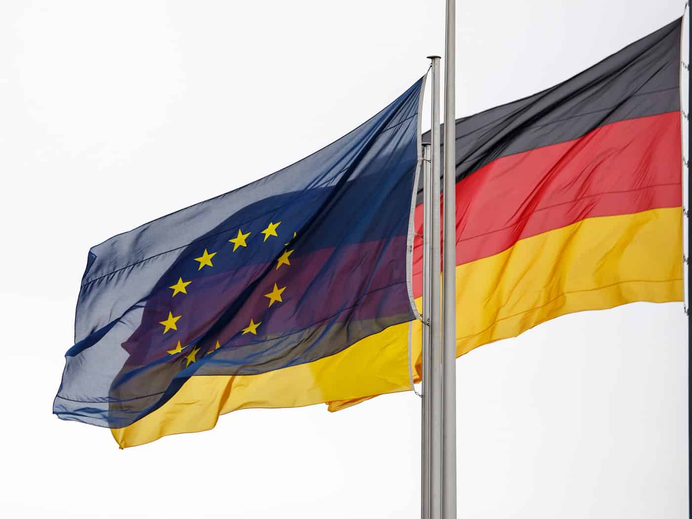 Brandenburg: Redmann ordnet dauerhafte Beflaggung mit Deutschlandflagge an