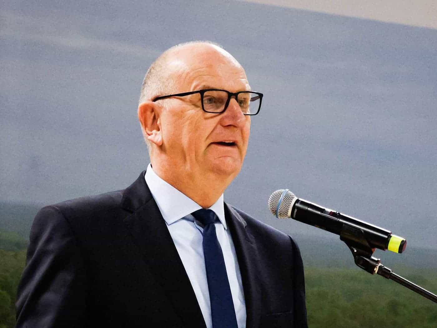 Woidke rechnet mit Randalierern bei Jugendprotesten