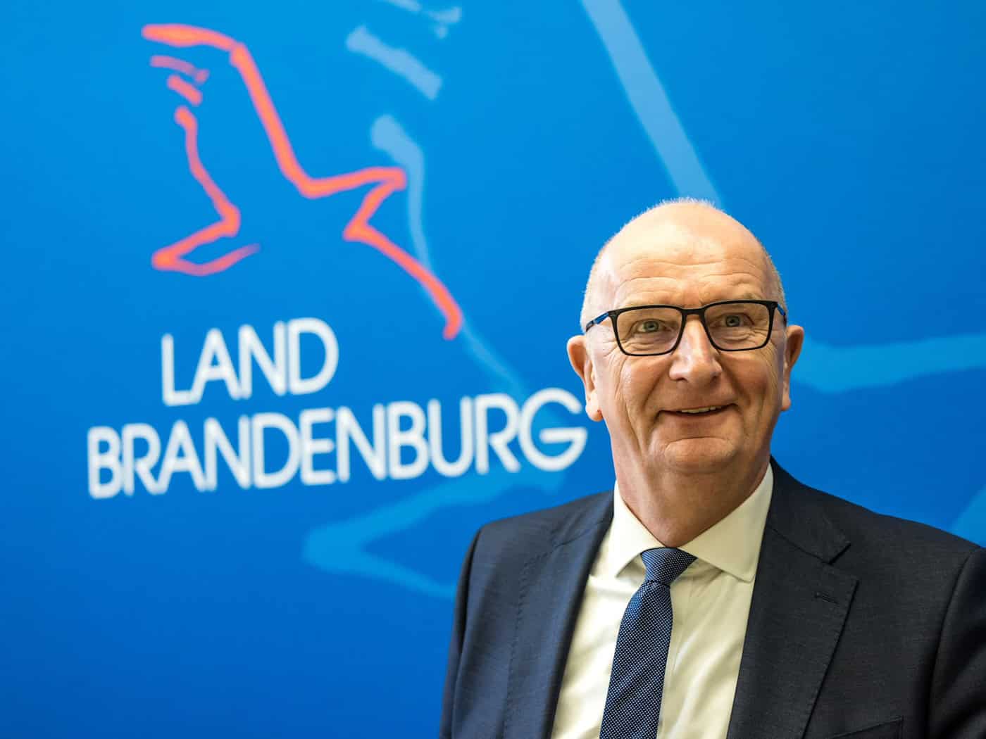 Woidke zeichnet elf Engagierte in Brandenburg mit Verdienstmedaille aus