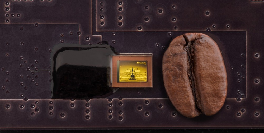 Fraunhofer FEP: Weltrekord – OLED-Mikrodisplay mit 10.000 dpi in 28 nm Technologie
