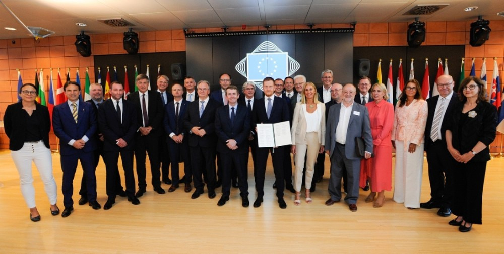 Sächsische Staatskanzlei: Gründung der European Semiconductor Regions Alliance (ESRA) vollzogen