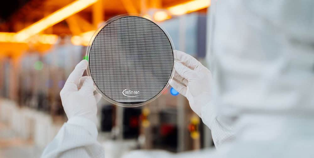 Infineon: Milestone on the roadmap for 200 mm silicon carbide (SiC) – product delivery to customers starts