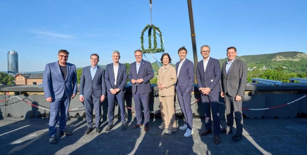 ZEISS: Richtfest des neuen ZEISS Hightech-Standorts in Jena