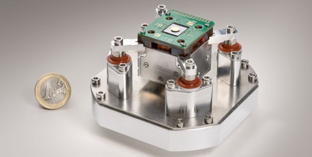 Fraunhofer IPMS: MEMS-Vektor-Scanmodul mit erhöhter Vibrations- und Schockfestigkeit für Weltraum-Anwendungen