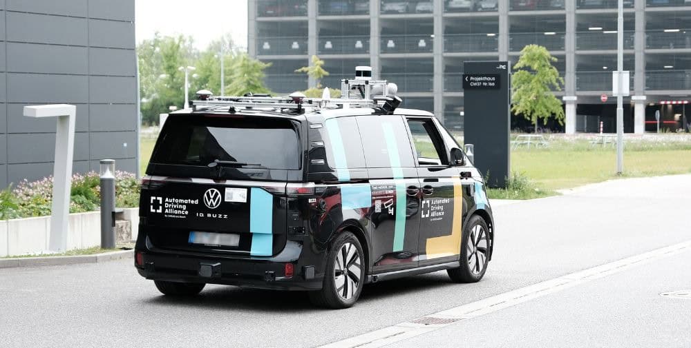 Bosch: Zusammenarbeit mit CARIAD macht das Automatisierte Fahren mit KI noch sicherer und komfortabler