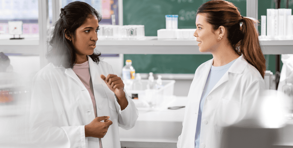 BMFTR: Bär: „Das 1.000-Köpfe-Plus-Programm wirkt – Großer Erfolg für Deutschland“