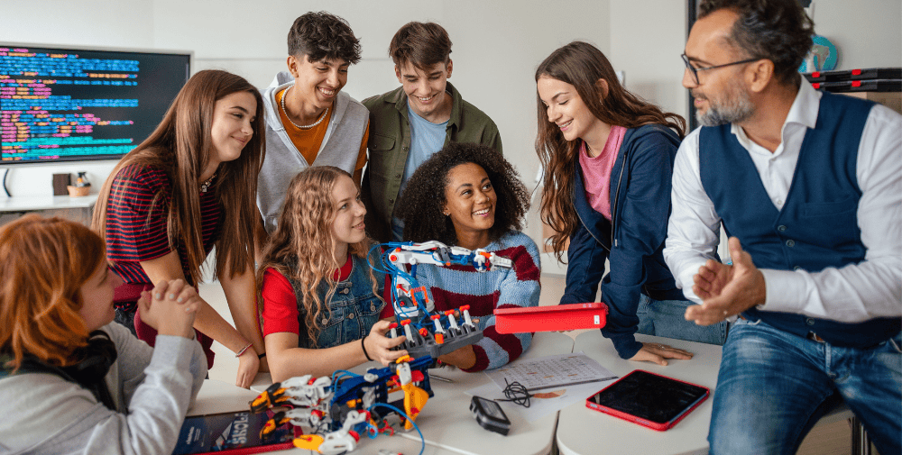 SMK: Kultusministerium und VSW stärken MINT-Bildung in Sachsen