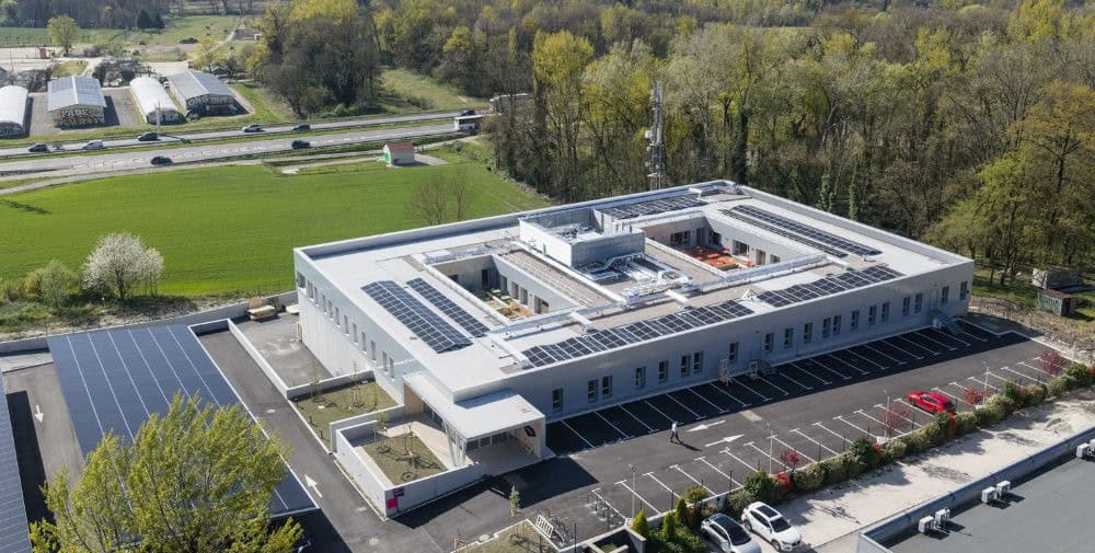 Merck: 20-Millionen-Euro-Standort für Messtechnik und Inspektion in Frankreich für die globale Chipindustrie eröffnet