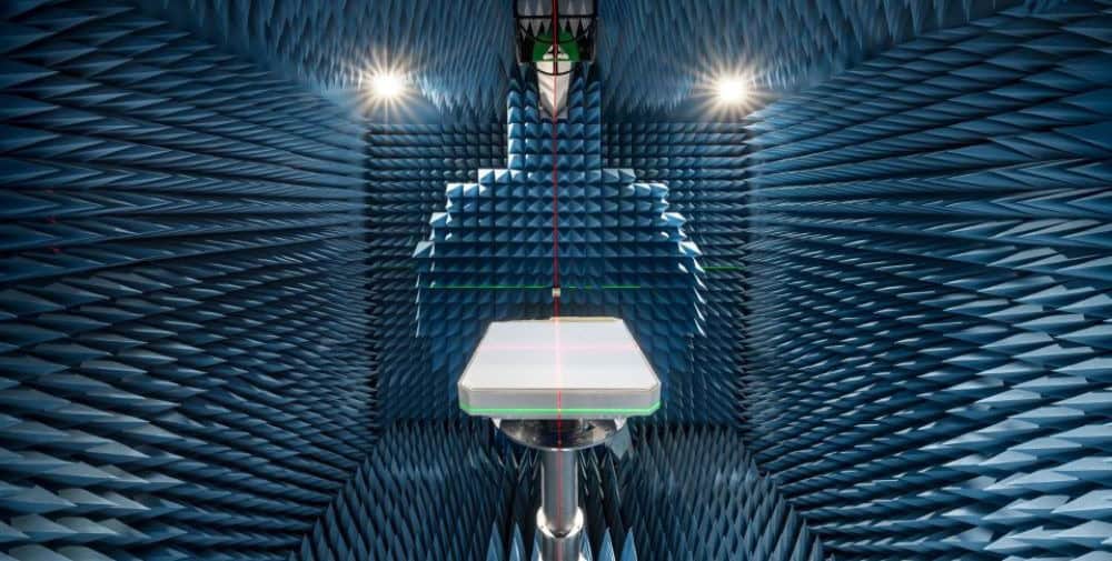 Rohde & Schwarz:  Präzise und schnelle ESA-Antennencharakterisierung mit Nahfeldtechnologie
