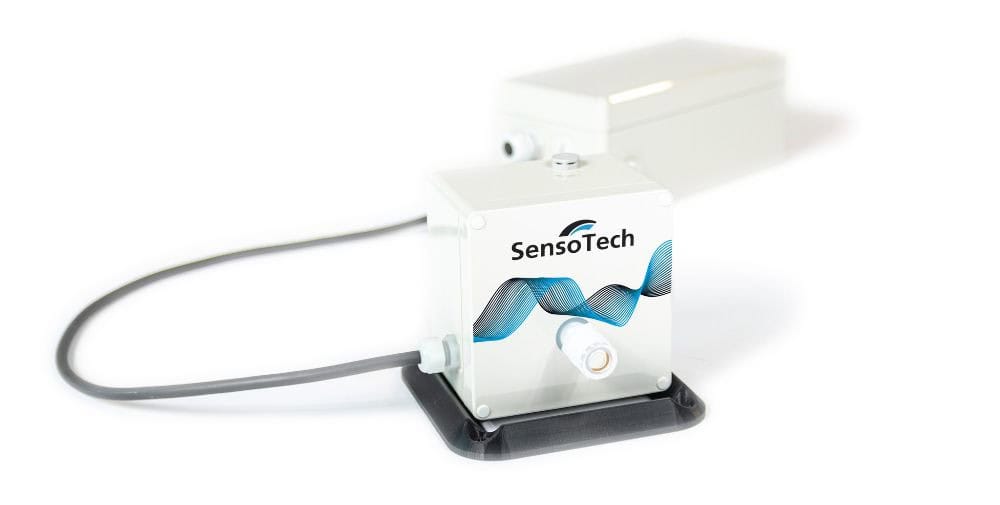 SensoTech: Neuer Ultraschallsensor von SensoTech für Halbleiter-Nassprozesse