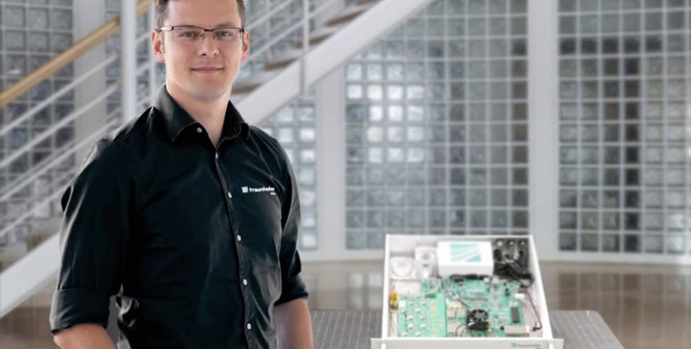 Fraunhofer IPMS: Fraunhofer IPMS Introduces Q-Dice: Quantum Random Number Generator Delivers Multi-Gbit/s True Randomness for Security-Critical Applications