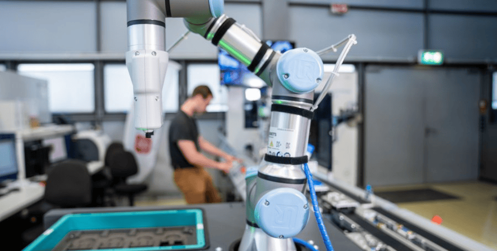 BTU and PAL: When Robots Become Coworkers — How Lusatia Is Testing the Future of Work