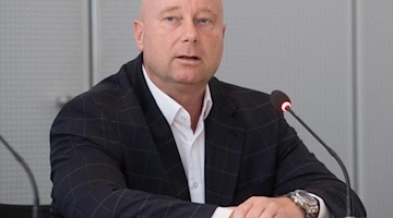 Jan Zwerg, Generalsekretär der sächsischen AfD. Foto: Sebastian Kahnert/zb/dpa/Archivbild