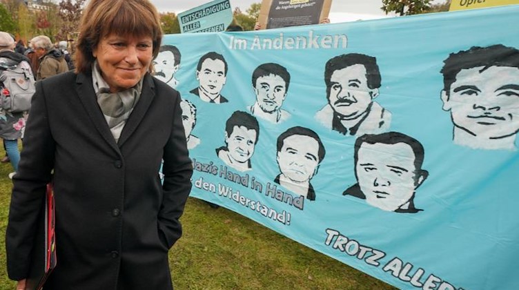 Oberbürgermeisterin von Zwickau, Pia Findeiß (SPD), auf der Gedenkveranstaltung für Opfer des NSU. Foto: Peter Endig/zb/dpa/Archivbild