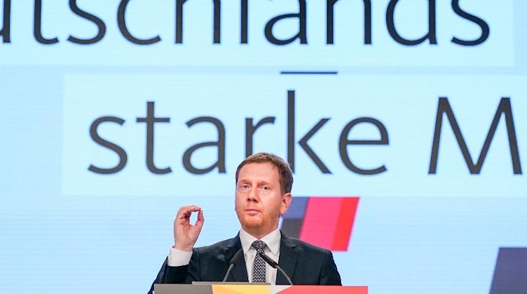 Michael Kretschmer (CDU), Ministerpräsident von Sachsen, spricht beim CDU-Bundesparteitag. Foto: Kay Nietfeld/dpa