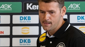 Der Bundestrainer der Handball Nationalmannschaft, Christian Prokop. Foto: Peter Steffen/dpa