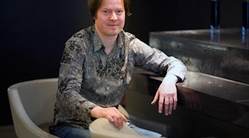 Der Cellist und Festspielintendant Jan Vogler. Foto: Arno Burgi/dpa-Zentralbild/dpa/Archivbild