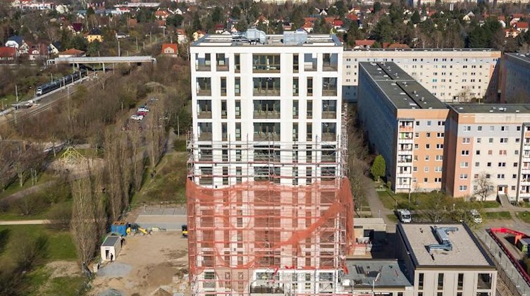 Blick auf den Lipsia-Turm in Leipzig. Foto: Jan Woitas/dpa-Zentralbild/dpa
