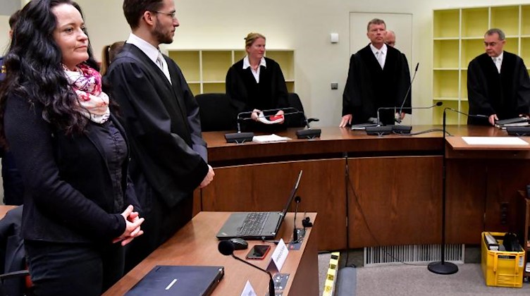Blick in den Gerichtssaal während des Prozesses um Beate Zschäpe. Foto: Peter Kneffel/dpa-Pool/dpa