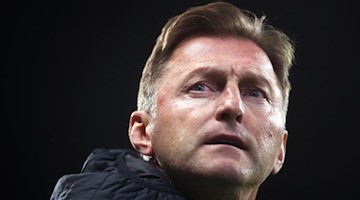 Ralph Hasenhüttl, Trainer von Southampton, verfolgt das Spiel. Foto: Nick Potts/PA Wire/dpa/Archivbild