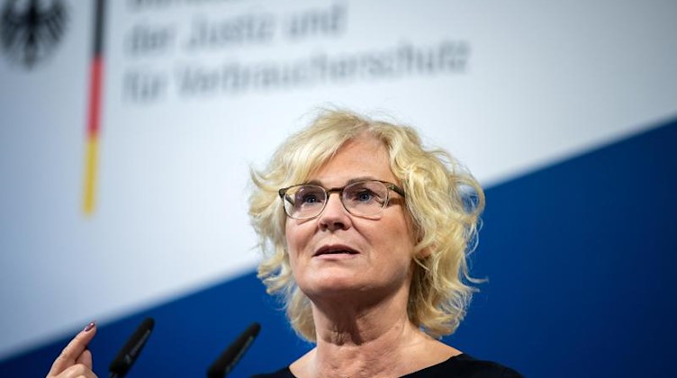 Bundesjustizministerin Christine Lambrecht (SPD). Foto: Bernd von Jutrczenka/dpa/Archivbild