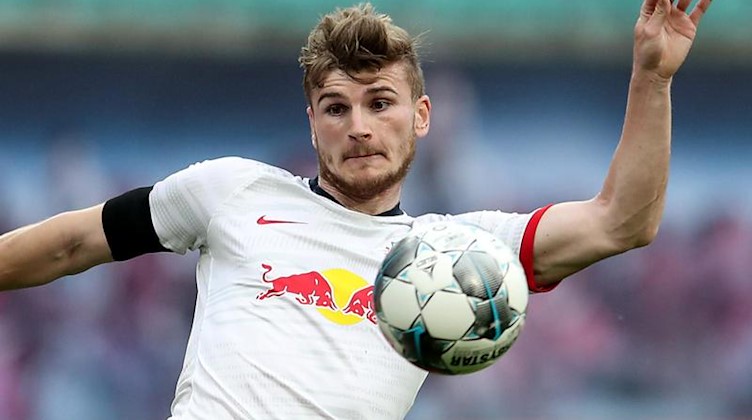 Timo Werner von Leipzig am Ball. Foto: Alexander Hassenstein/Getty Images Europe/Pool/dpa/Archivbild