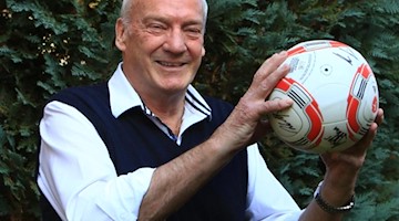 Der Magdeburger Ex-Fußballer und Sportfunktionär Hans-Georg Moldenhauer. Foto: Peter Förster/dpa-Zentralbild/dpa/Archivbild