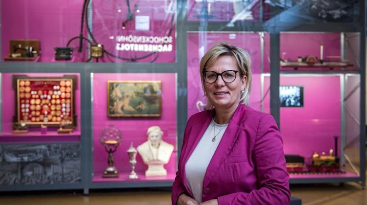 Barbara Klepsch (CDU) blickt in die Kamera. Foto: Hendrik Schmidt/dpa-Zentralbild/dpa/Archivbild