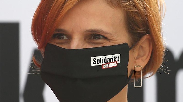 Katja Kipping (Die Linke), Parteivorsitzende, mit Mund-und Nasenschutzmaske. Foto: Wolfgang Kumm/dpa/Archivbild