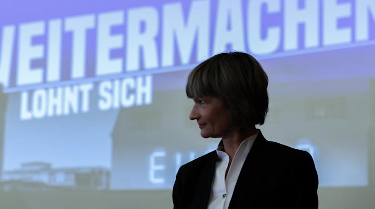 Barbara Ludwig (SPD), Oberbürgermeisterin von Chemnitz, kommt zur Kabinettspressekonferenz. Foto: Jan Woitas/dpa-Zentralbild/dpa