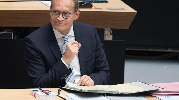 Michael Müller (SPD), Regierender Bürgermeister von Berlin. Foto: Jörg Carstensen/dpa
