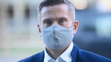 Der SPD-Ostbeauftragte Martin Dulig kommt zu einem Termin. Foto: Robert Michael/dpa-Zentralbild/dpa