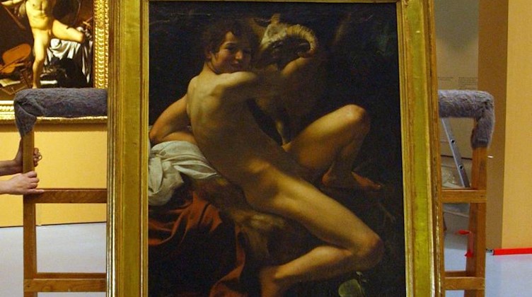 Das Caravaggio-Gemälde «Johannes der Täufer (Knabe mit dem Widder)». Foto: Horst Ossinger/dpa