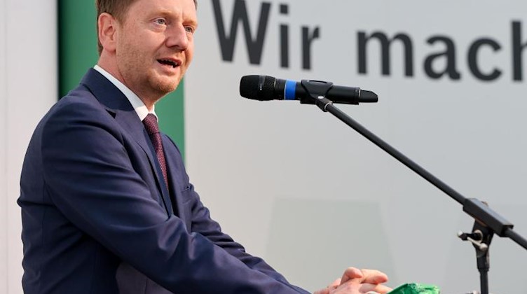 Michael Kretschmer (CDU), Ministerpräsident von Sachsen, spricht. Foto: Jan Woitas/dpa-Zentralbild/dpa