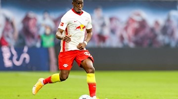 Zurück im Training: RB Leipzig hofft auf Mukiele