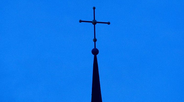 Kirchen: Ehrenamtliche sammeln Geld für Menschen in Not