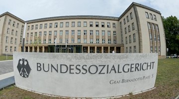 Das Bundessozialgericht in Kassel. Foto: Swen Pförtner/dpa/Archivbild