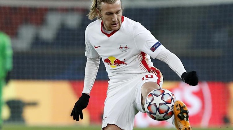 Leipzigs Emil Forsberg in Aktion. Foto: Thibault Camus/AP/dpa/Archiv