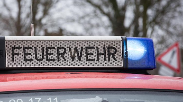 Wohnhausbrand mit 10 Verletzten: Ermittlungen gegen Bewohner