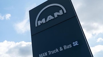 Das Logo des MAN-Konzerns. Foto: Peter Steffen/dpa/Archivbild